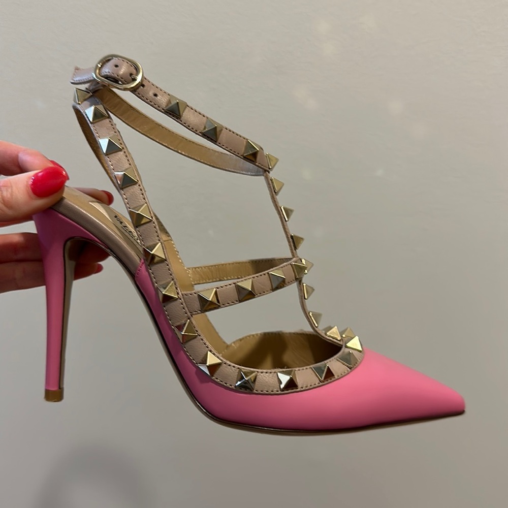 Valentino pink rockstud caged pump 100mm